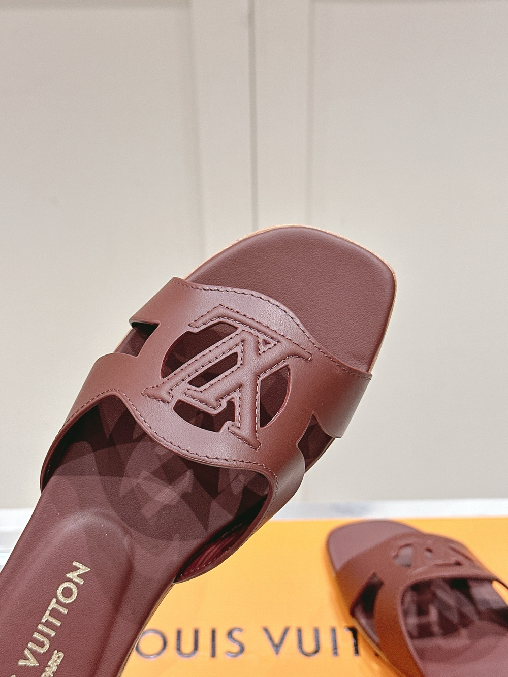 Louis Vuitton Isola Flat Mule
