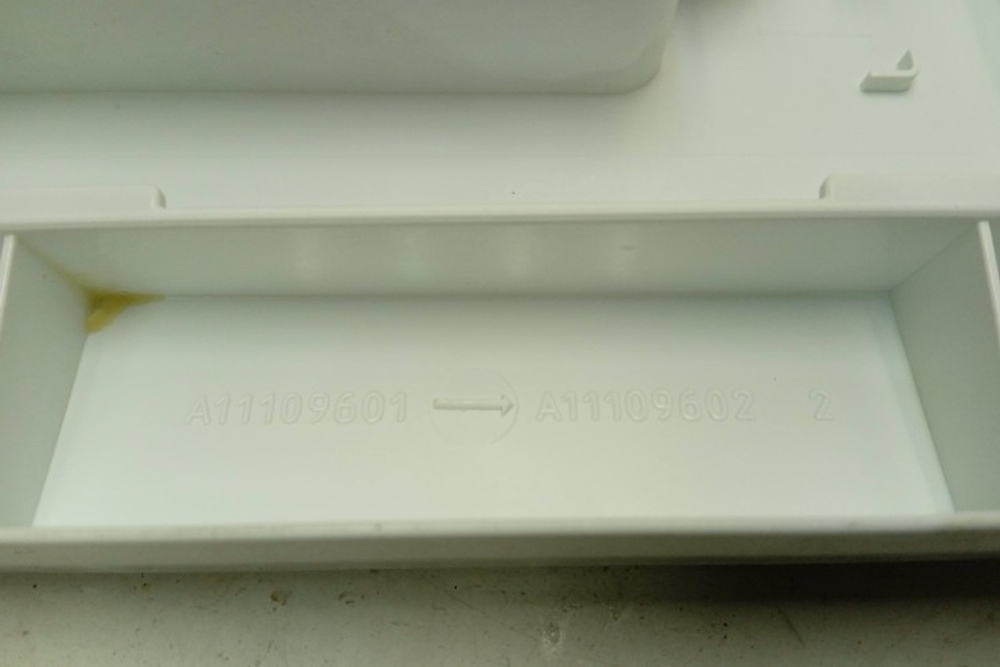 EW6S4R06W кт144 Крышка дозатора порошка для стиральной машины Electrolux EW6S4R06W б/у