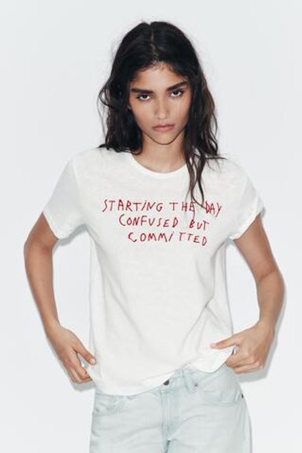 ZARA ФУТБОЛКА ФЛАМЕ С НАДПИСЬЮ, БЕЛЫЙ