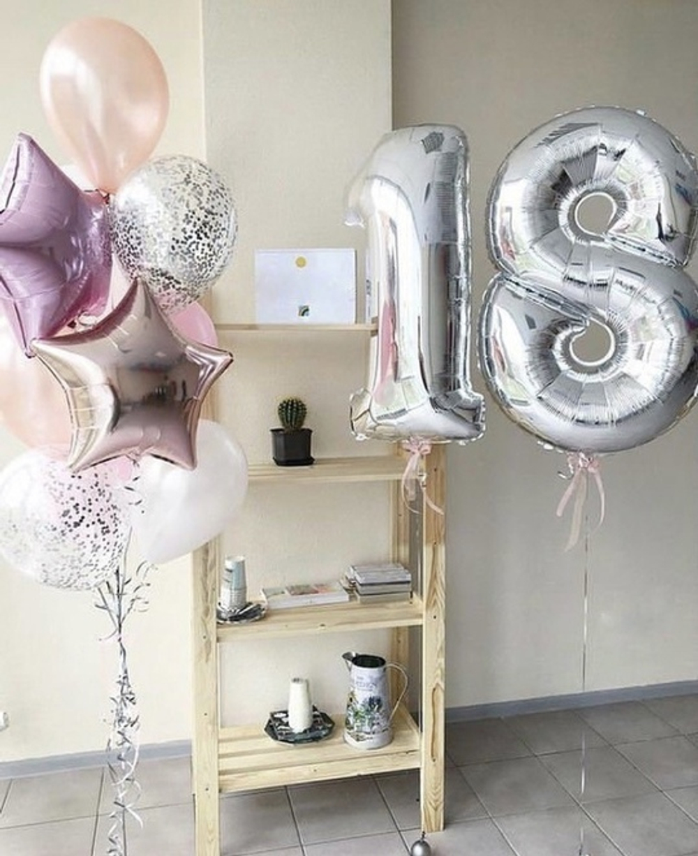 Композиция из шаров «Нежный на 18 лет для девушки»