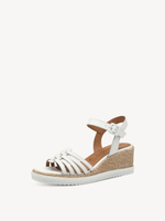 Сандали кожаные на танкетке Tamaris