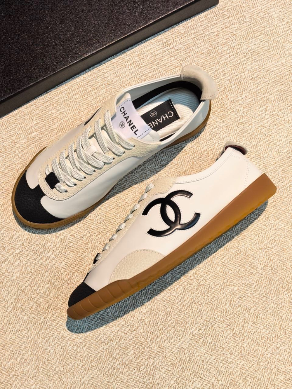 Кроссовки Chanel