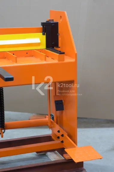 Ножная гильотина STALEX Q01-1.6x1320B