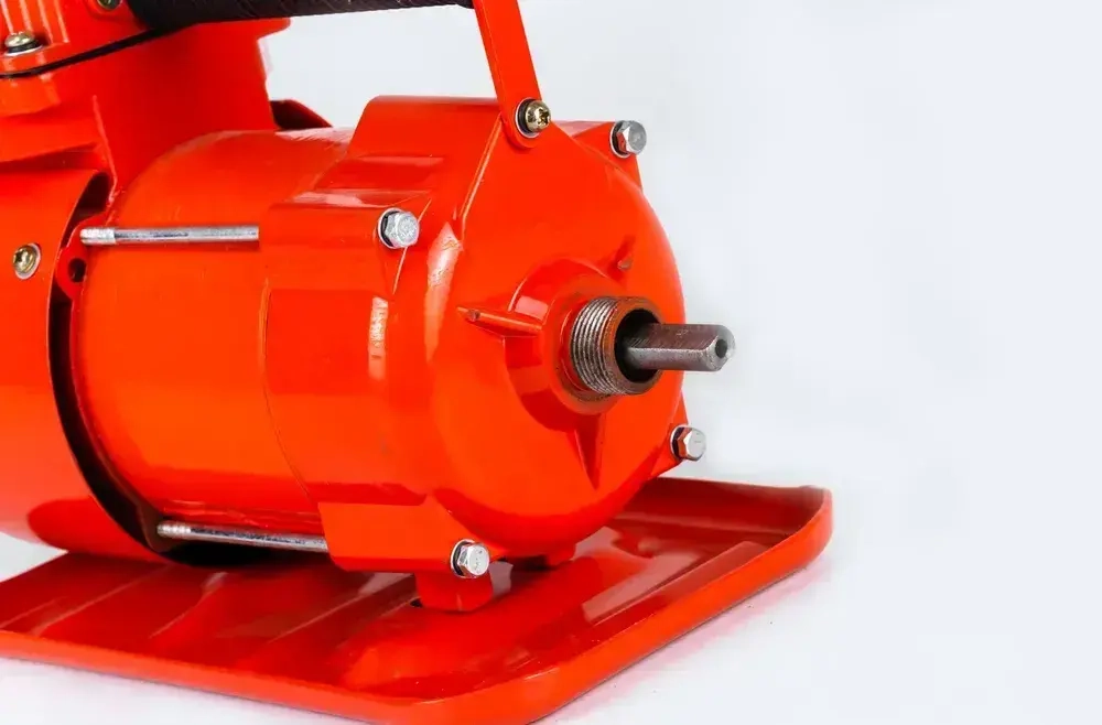 Глубинный вибратор для бетона ЭП-1600