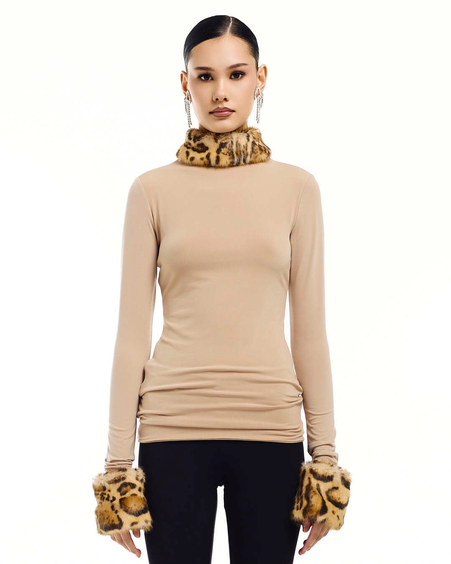 Лонгслив Minou (Мину) бежевый