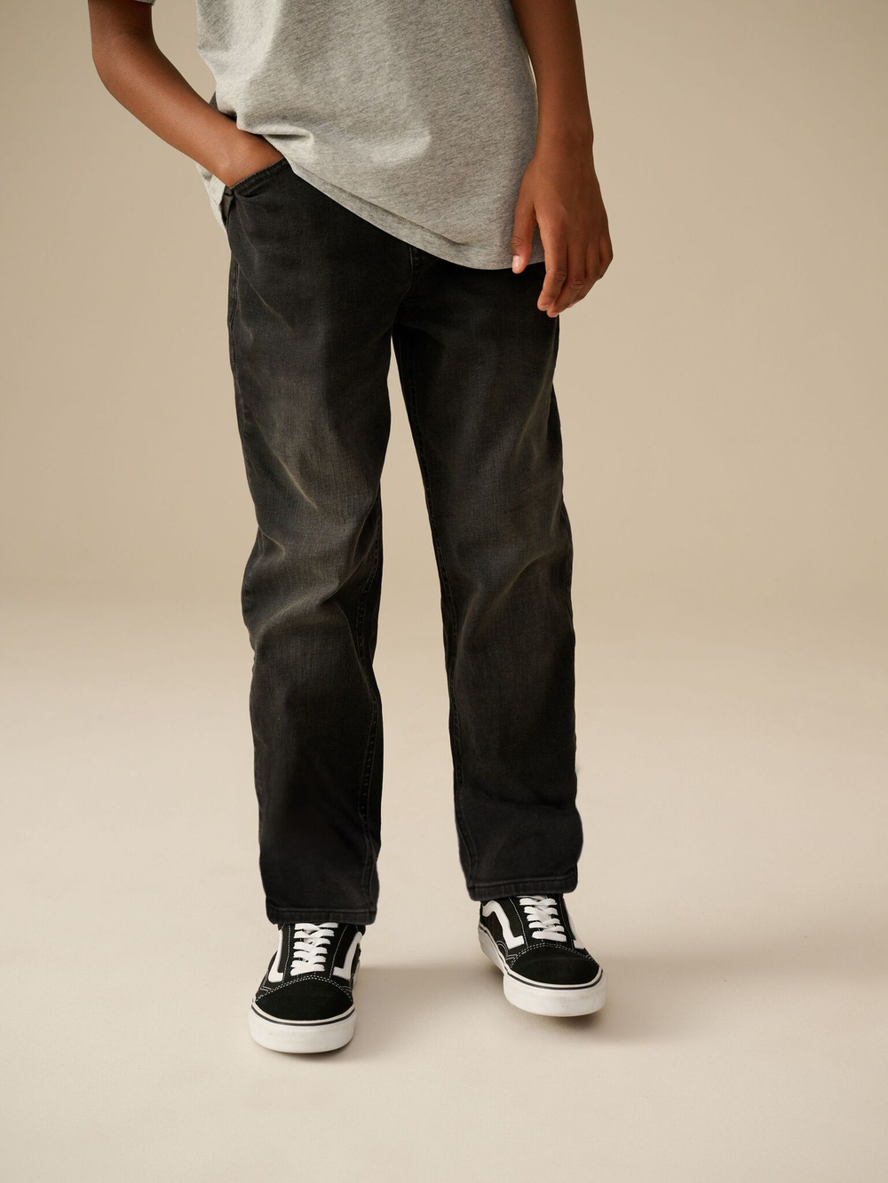 Джинсы стрейч для мальчика Next E42-949, Черный