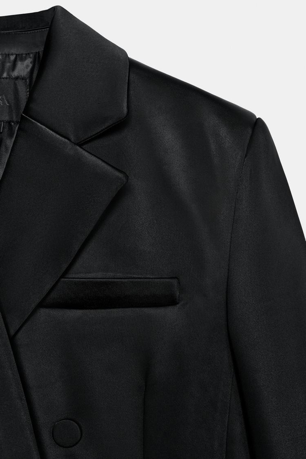 ZARA АТЛАСНЫЙ БЛЕЙЗЕР С КАРМАНАМИ, ЧЕРНЫЙ