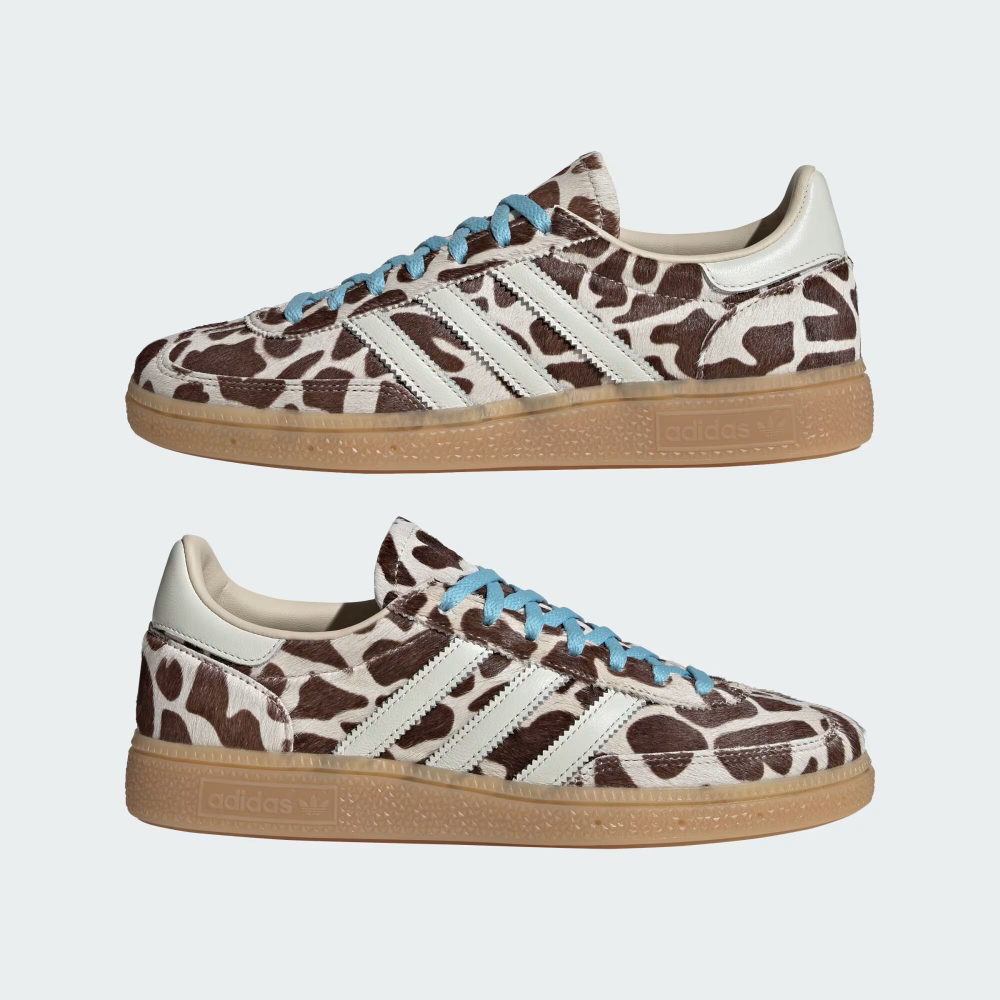 СПЕЦИАЛЬНАЯ СЕРИЯ ДЛЯ ГАНДБОЛА: КРОССОВКИ С РИСУНКОМ «ЖИРАФ» - ADIDAS