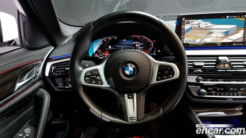 BMW 5 Series (G30) 520i M Sports (10.2021)