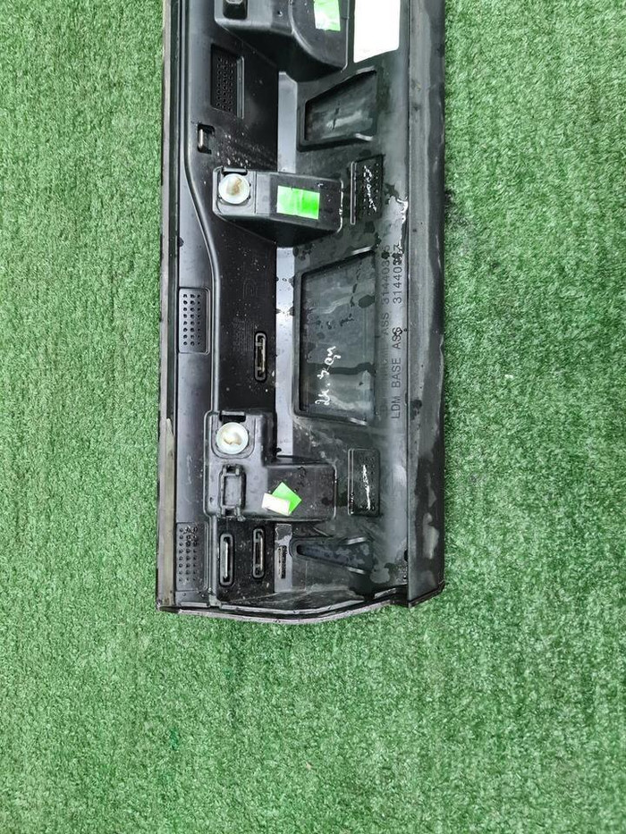 Накладка двери задняя правая Volvo XC60 2 (17-нв)