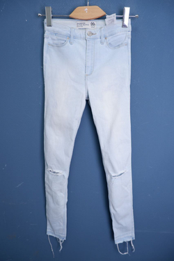 Джинсы Abercrombie&Fitch зауженные 38 размер