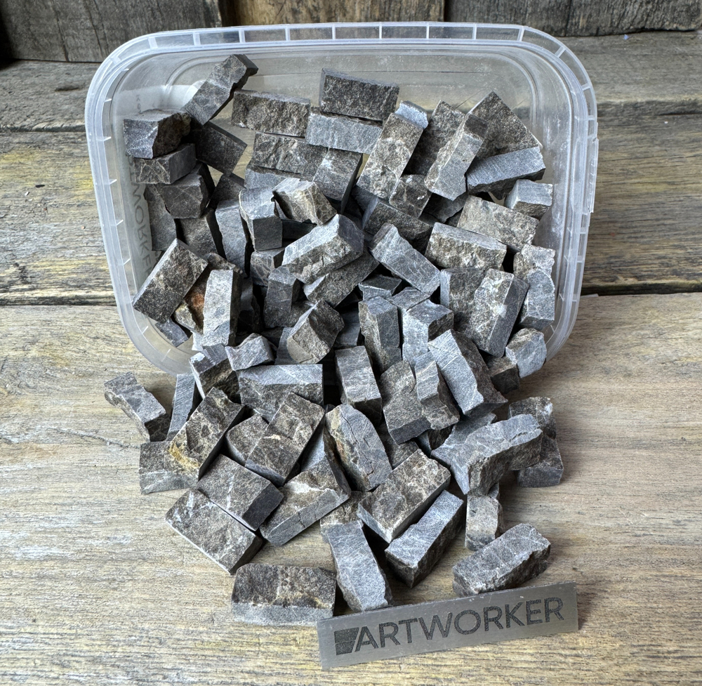 Колотый натуральный камень NS253-1, 350гр