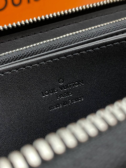 Кошелёк Louis Vuitton