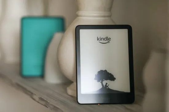 Электронная книга Amazon Kindle PaperWhite 12 Gen 2024 32Gb Signature Edition, Metallic Jade