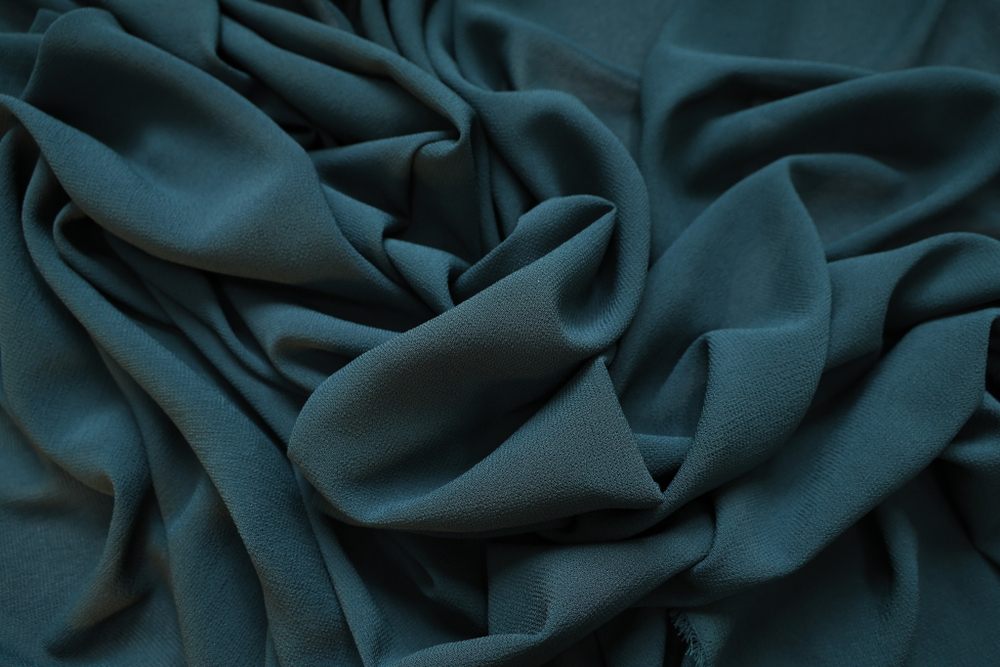 Креп плательный "Кубик" темно-зеленый