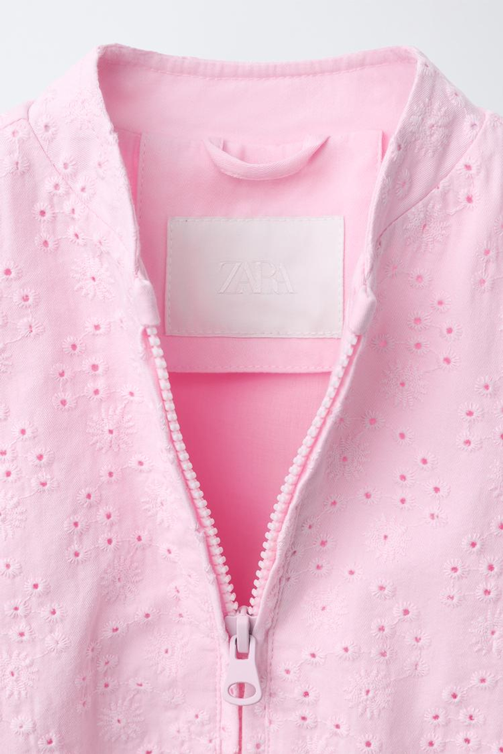 ZARA КУРТКА С ВЫШИВКОЙ ШИФФЛИ, СВЕТЛО-РОЗОВЫЙ