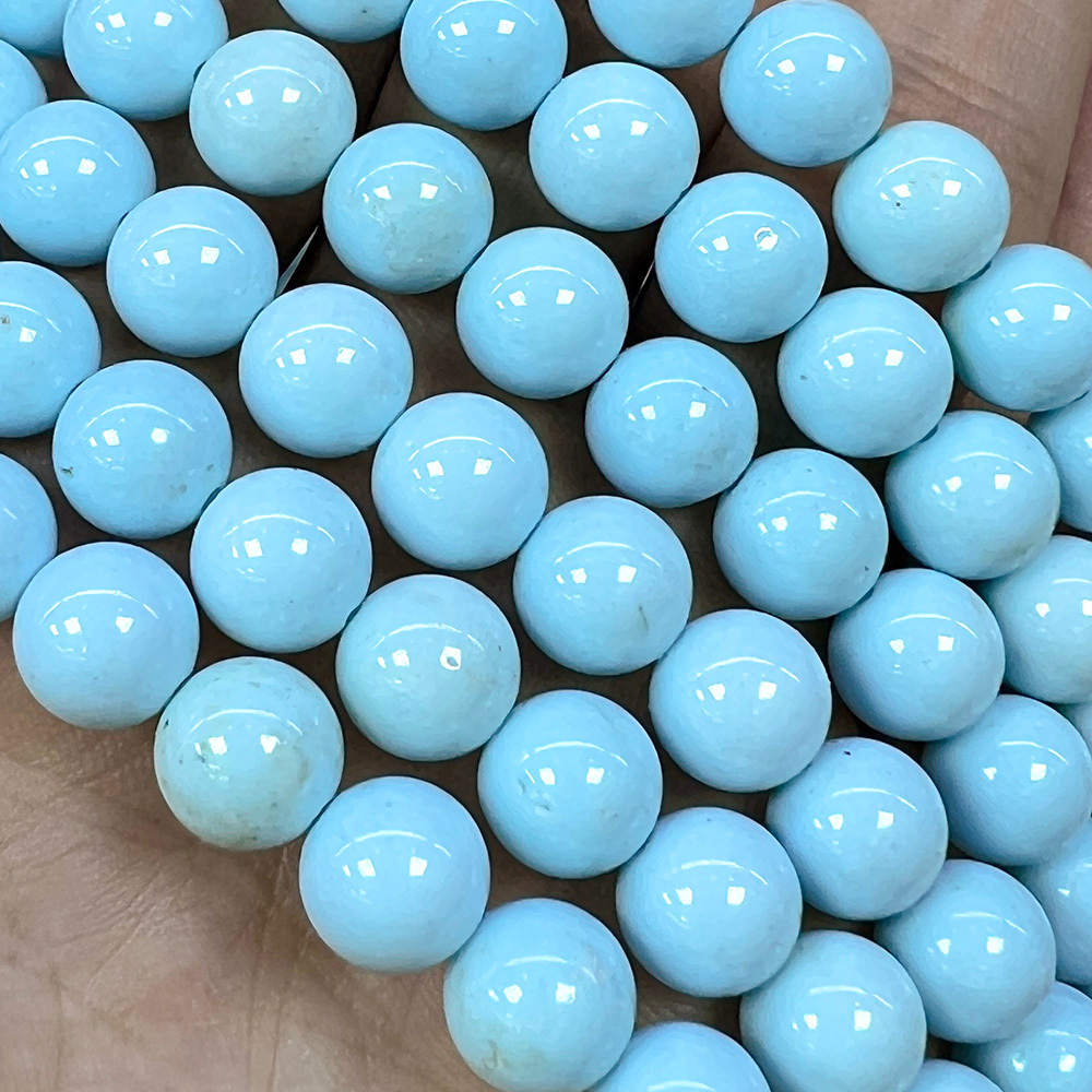 Турквенит Голубой натуральный, бусины шарик 6/8/10/12 мм, на нитке 38 см