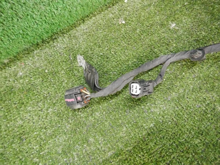 Проводка моторного отсека Genesis G90 (2016-2019)