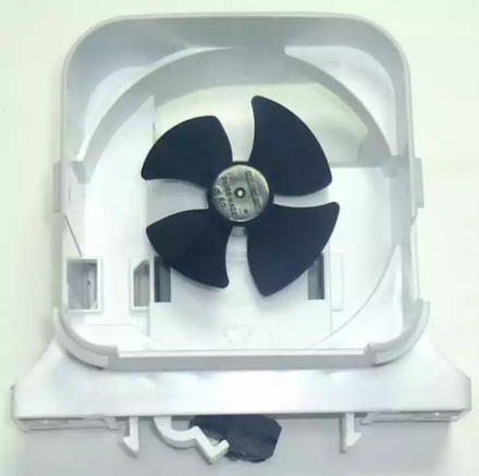 Вентилятор обдува холод.камеры для холодильника Whirlpool (Вирпул) в сборе БОЛЕЕ НЕ ПОСТАВЛЯЕТСЯ - СНЯТ С ПРОИЗВОДСТВА