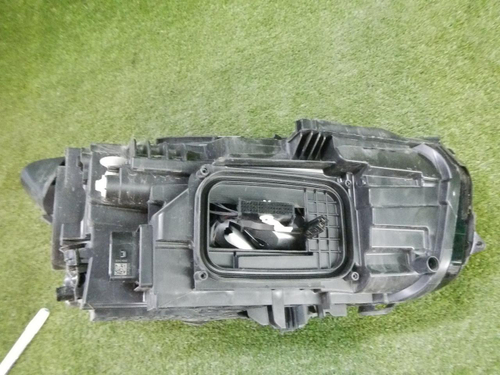 Фара левая Mercedes B w247 (2018-2022) LED (В пленке)