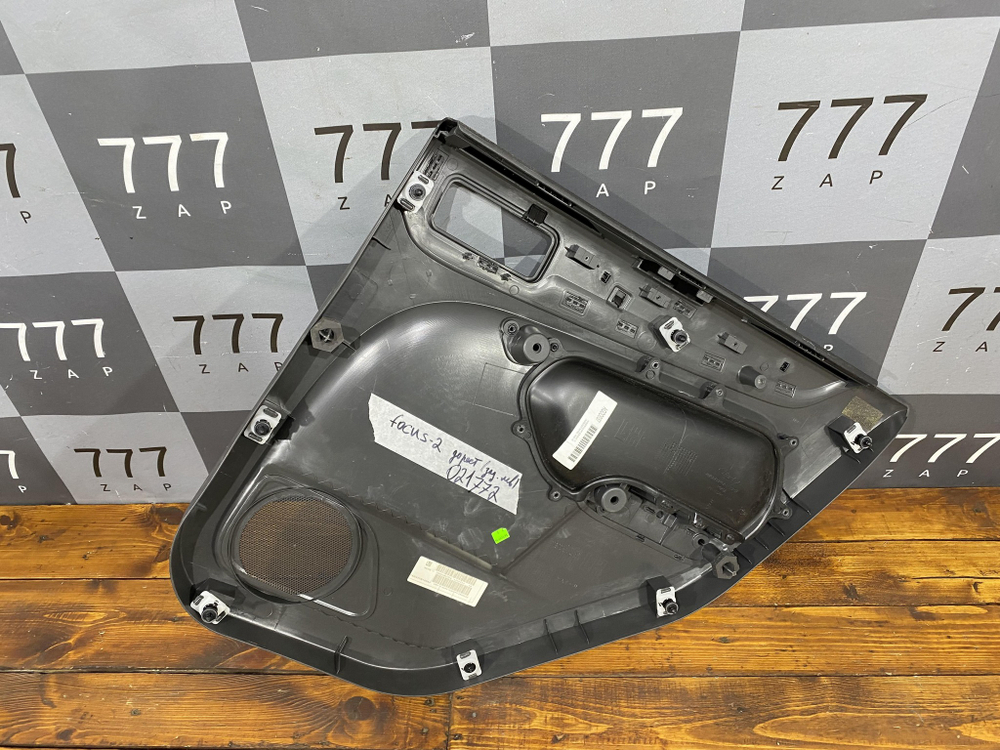 Обшивка двери задней левой Ford Focus 2 Новая Оригинал 4m51a27407b