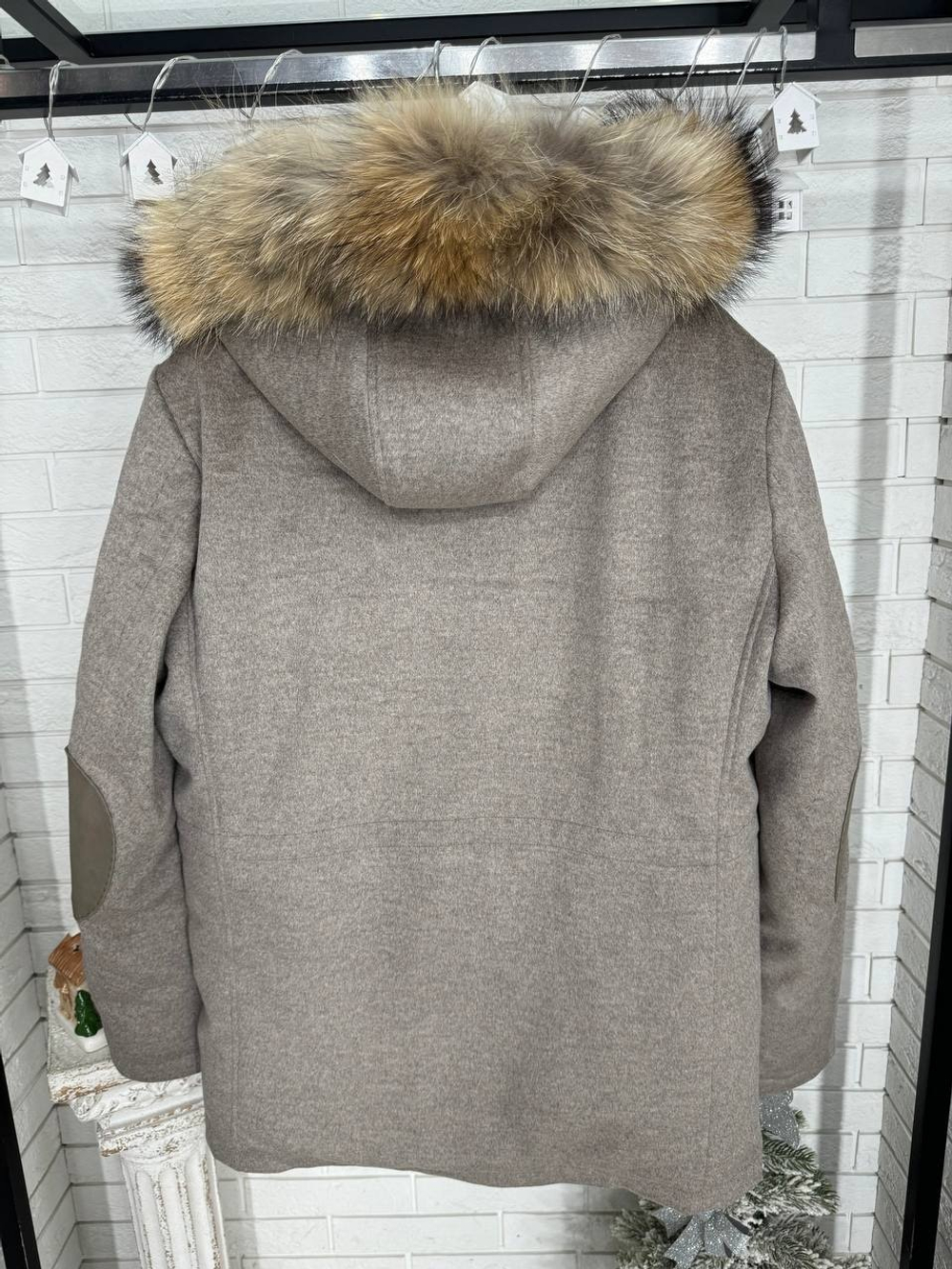 Пуховик Kiton