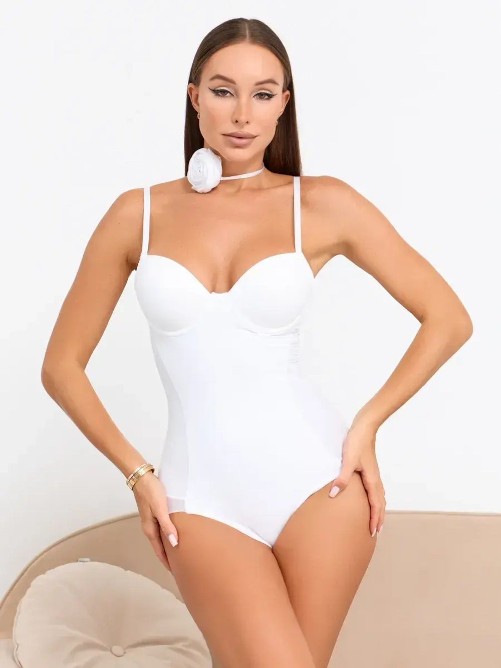 Боди корсет корректирующее утягивающее с чашками