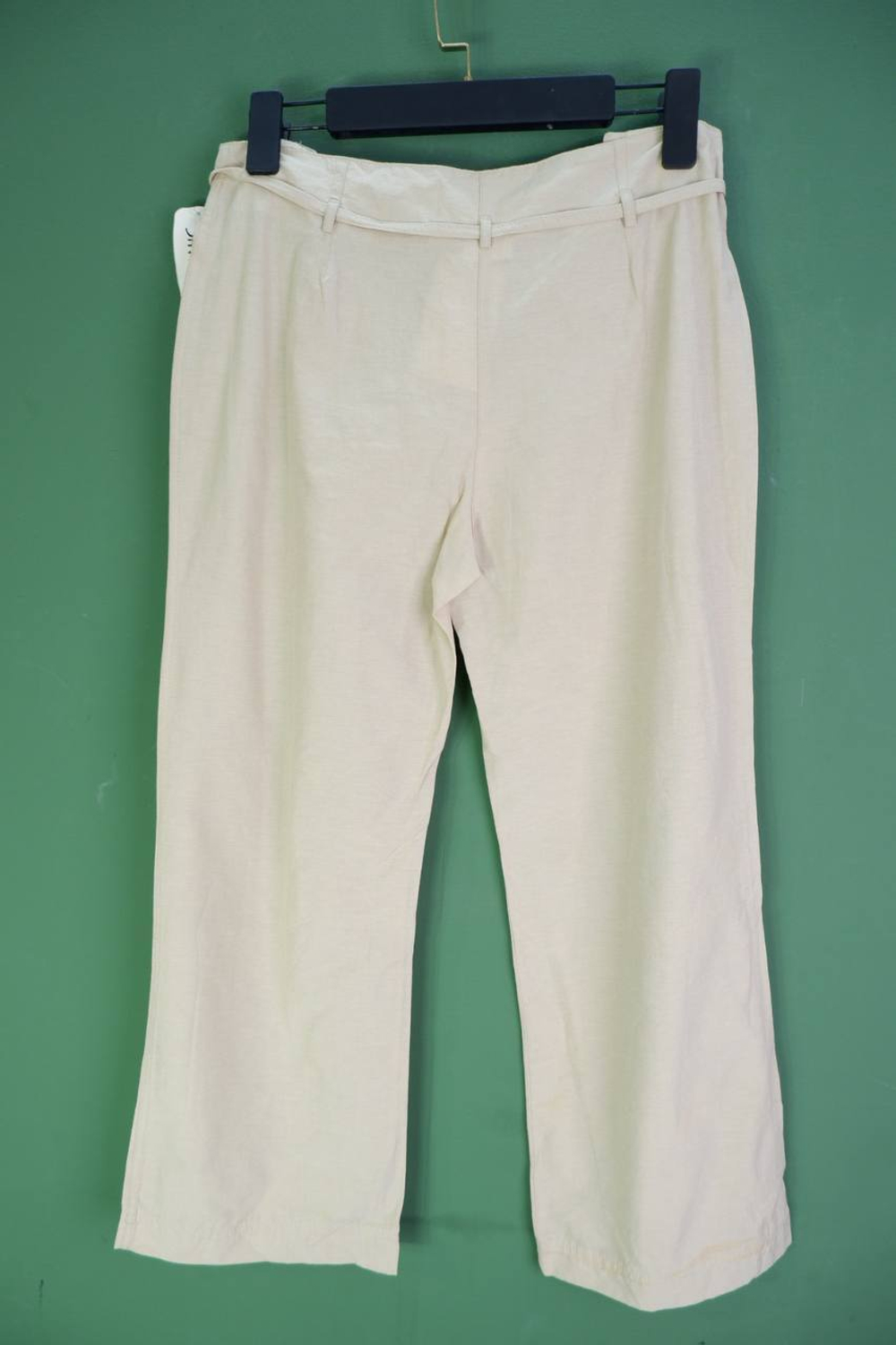 Брюки Sinyor в базовом оттенке, маркировка 38, визуально на 44 размер, новые