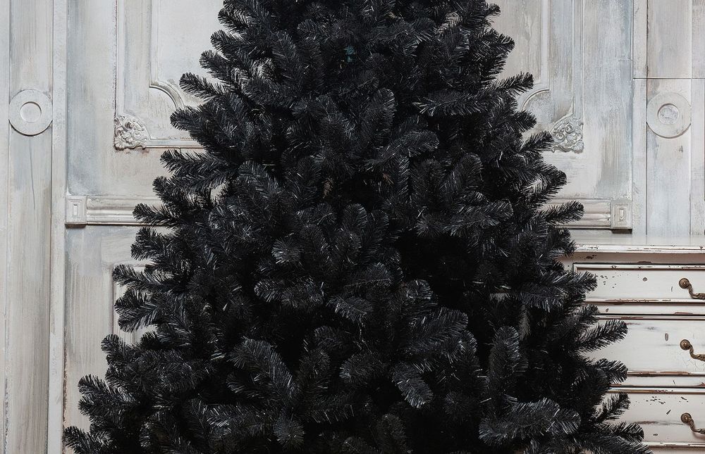 Искусственная черная елка «Чёрная жемчужина» (пвх) от 1,2 м до 3 м