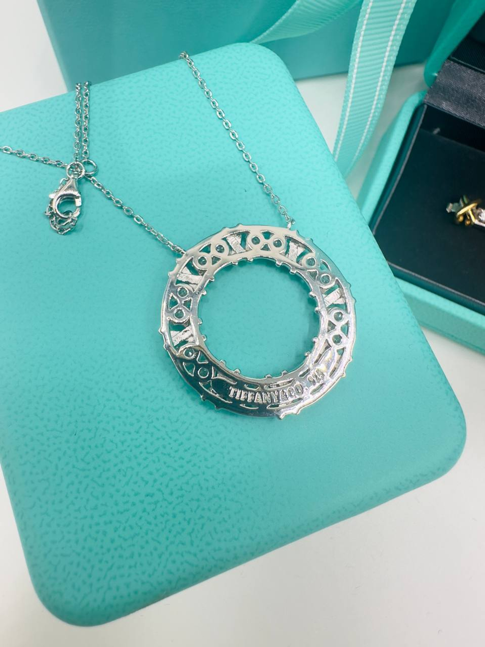 Кулон Tiffany & Co.