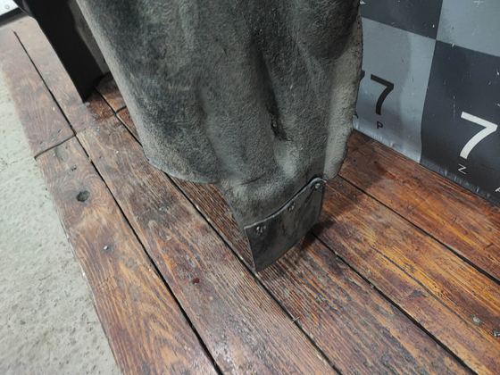 Подкрылок задний левый Geely Monjaro 21-нв Б/У Оригинал 5049024100