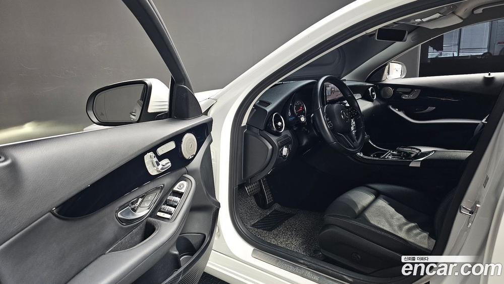 Mercedes-Benz C-Class W205 C200 (10.2019)