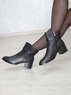 Полусапожки женские VARANESE V886