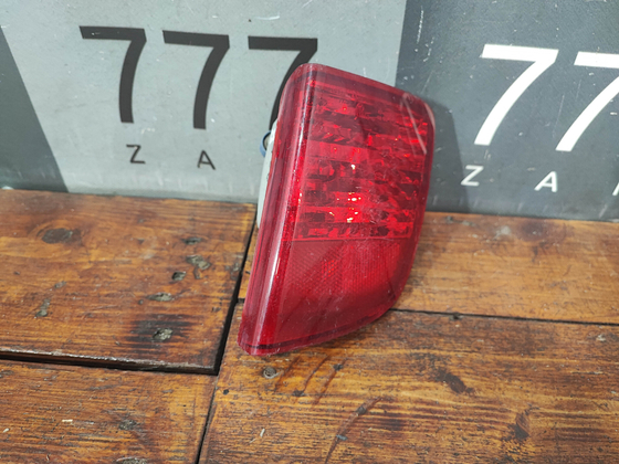 ПТФ задний правый Toyota Land Cruiser 200 07-15 Б/У Оригинал 8145760021