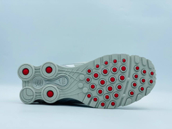 Кроссовки NIKE SHOX SUPREME