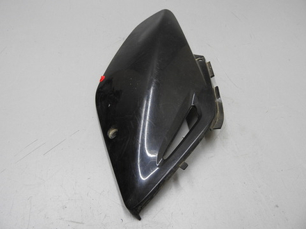 Пластик боковой правый 2 Honda XR230 013584