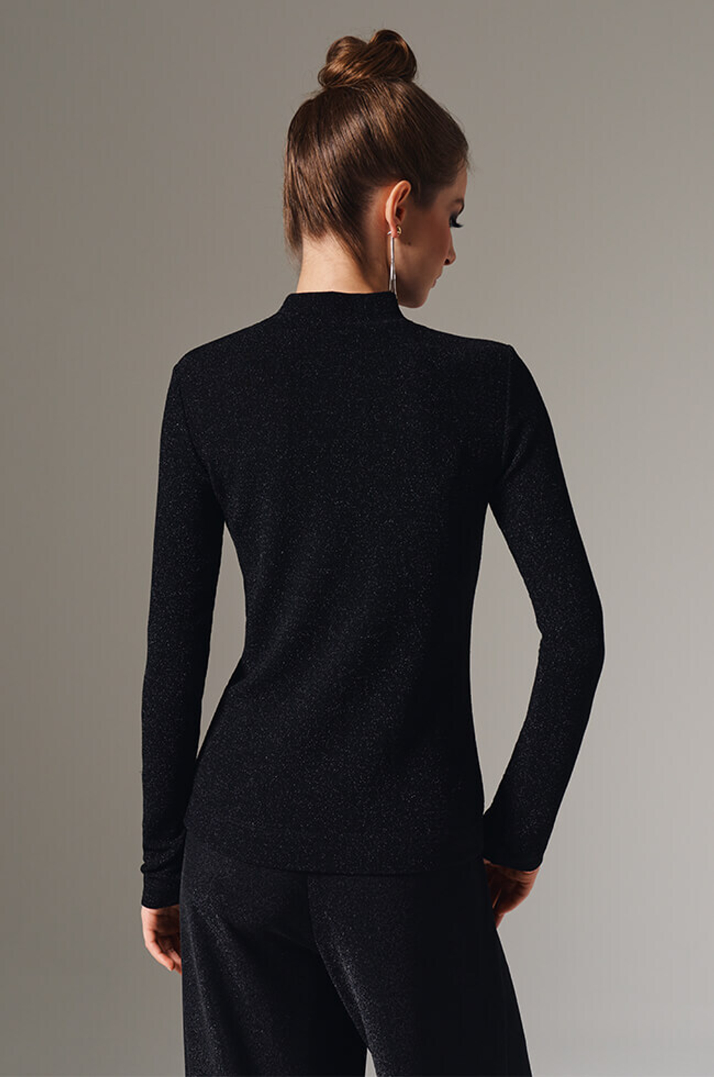 23122 Водолазка женская (черный)