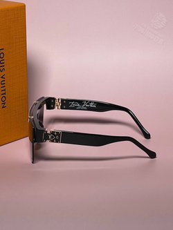 Солнечные очки Louis Vuitton