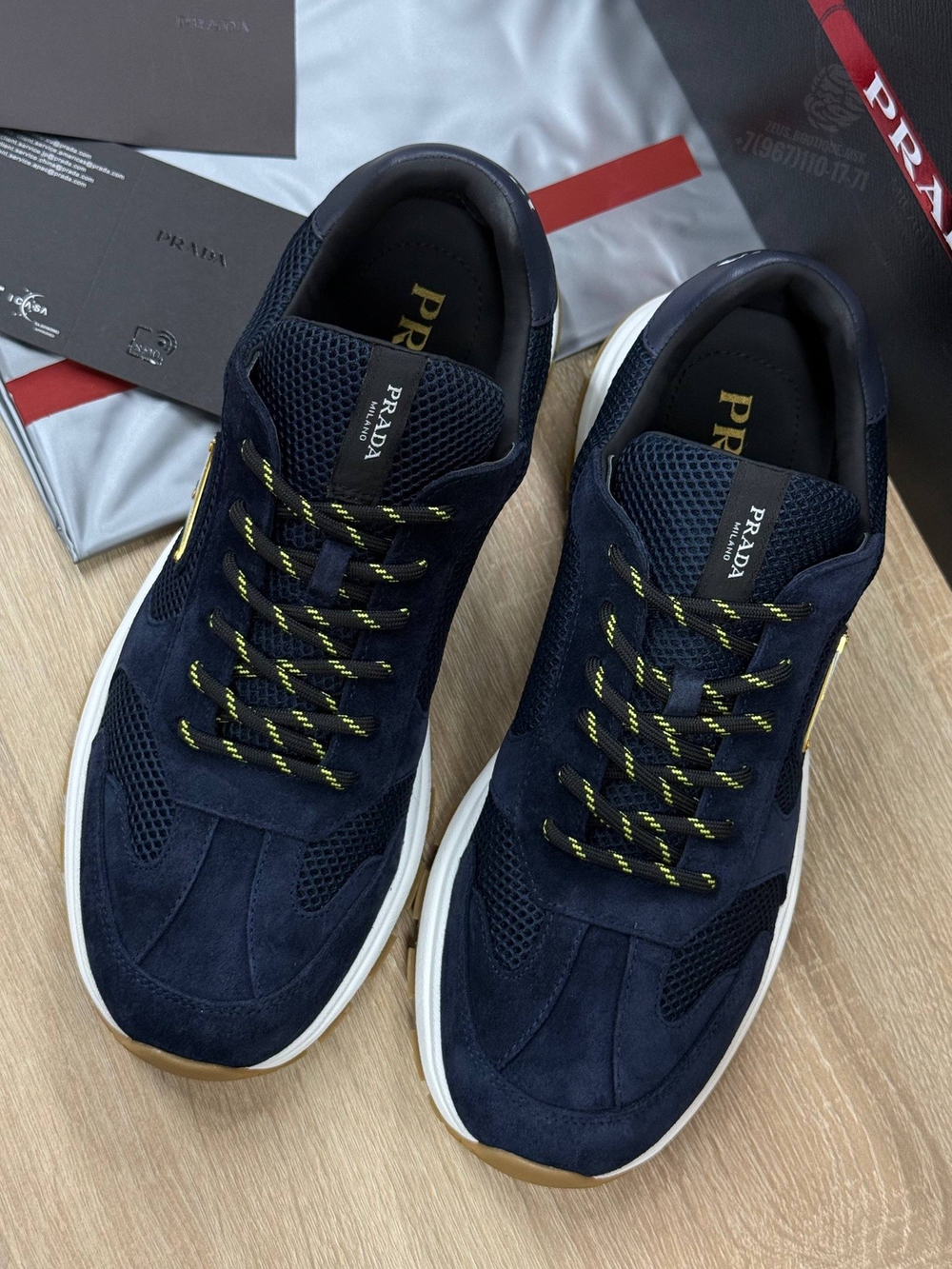 Кроссовки Prada
