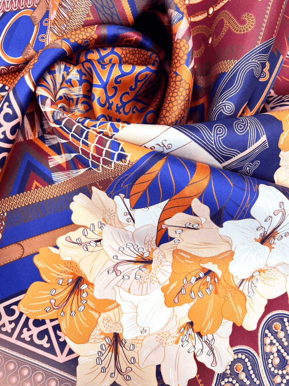 Платок «Небесное зеркало. Синий иней» 100% шелк, синий