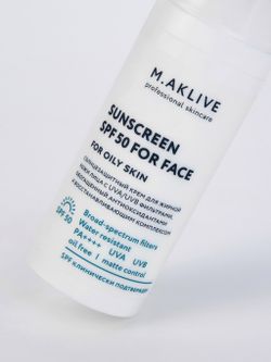 M.Aklive Солнцезащитный крем SPF 50 для жирной кожи лица 150 мл