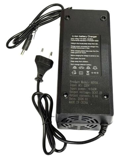 Зарядное устройство 60V (67.2V ) 5.0A разъем DC2.1 (с кулером) для электросамокатов