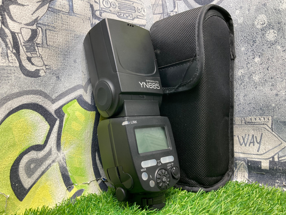 YongNuo Speedlite YN685