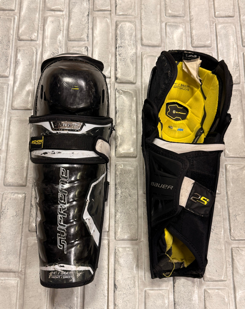Bauer supreme 2s SR 14”