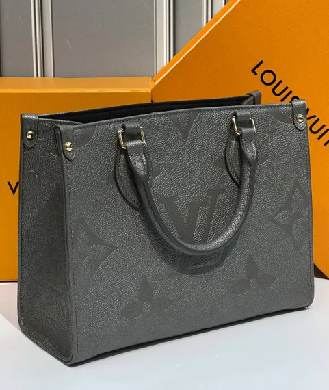 Сумка Louis Vuitton Onthego PM Серый