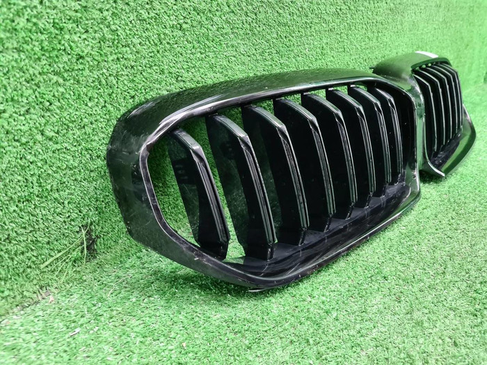 Решетка радиатора BMW 5er G30 (2020-2023)