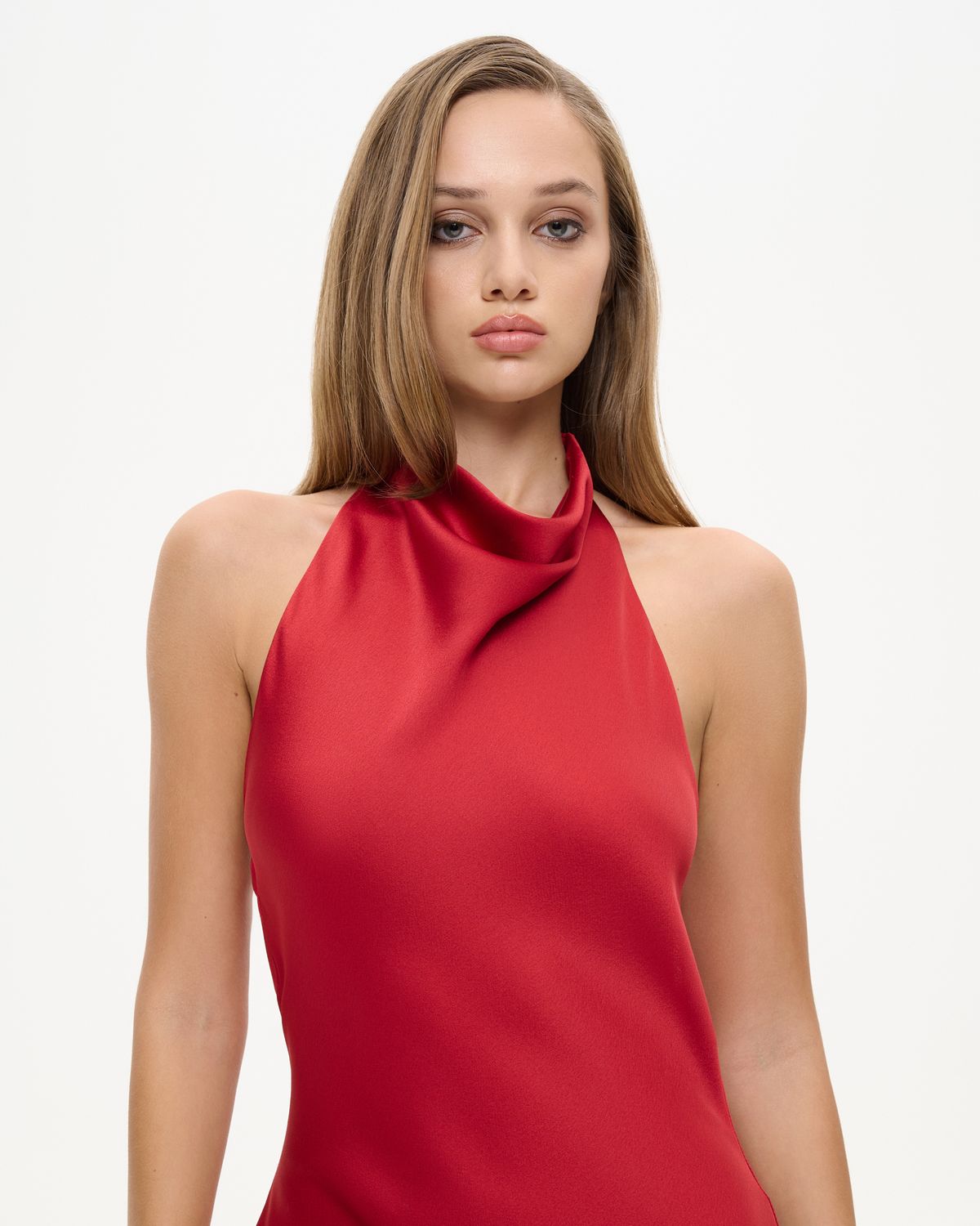 Платье из сатина с открытой спиной