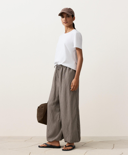 OYSHO Длинные брюки-блумер полосатые, угольный