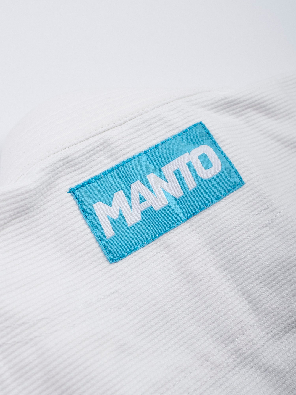 Детское Кимоно MANTO "Junior 2.0" белое