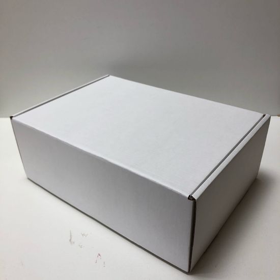 Коробка фирменная "УтроЗдесь", большая